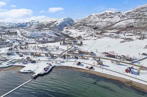 Enebolig Talvik - Sjøutsikt - Oppussingsobjekt