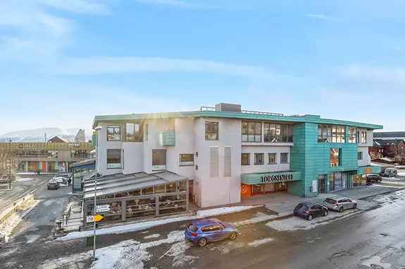 Lys Toppetasje Leilighet Oppdal Sentrum - 2 Soverom 2 Balkonger