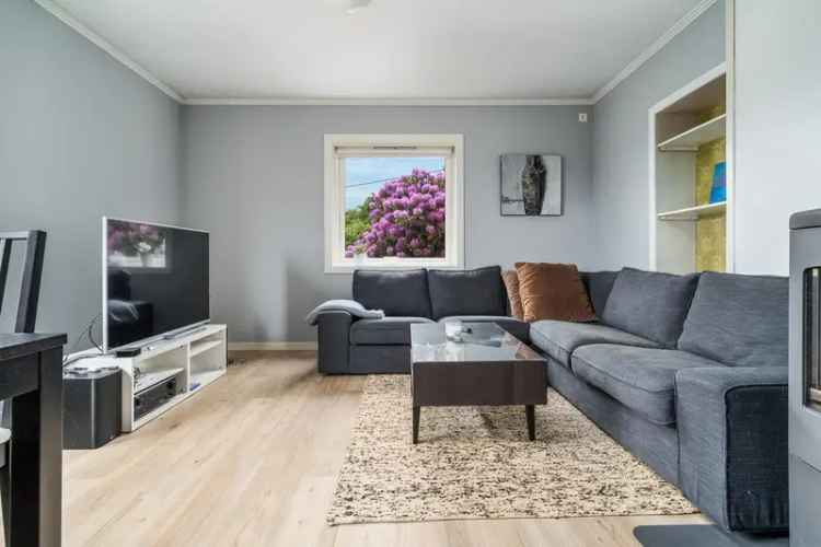 Leilighet til leie Bergen 4 rom Peis Balkong Hage