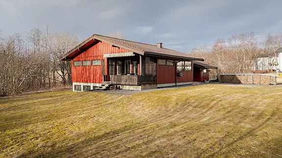 Enebolig til salgs - Romslig og innholdsrik