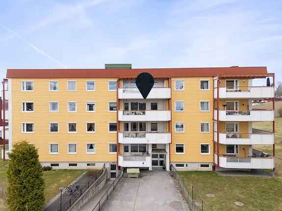 Lys 2-roms andelsleilighet Børstad - Balkong Heis Sentralt