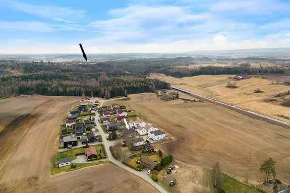 Enebolig Ski As - Stor garasje - Solrik hage