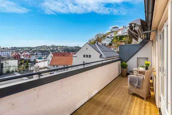 Arendal Sentrum: Terrassleilighet med Utsikt