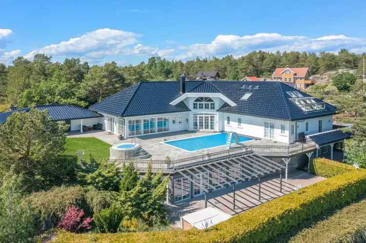 Stor luksuseiendom med havutsikt Arendal Tvedestrand