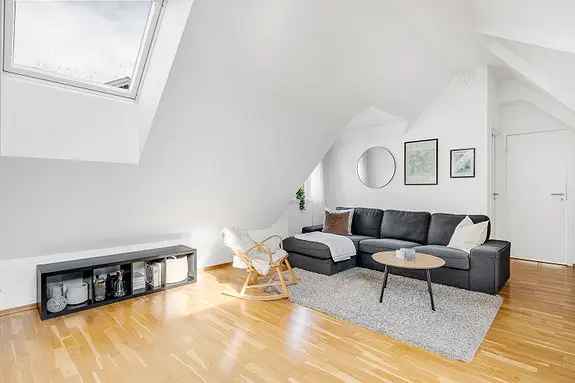 Stilfull 2-roms Loftsleilighet Nordbyen