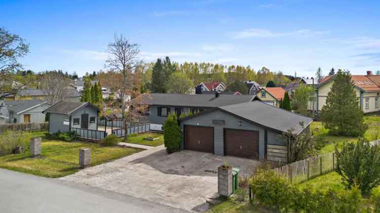 Enebolig Eidsvoll Verk - Garasje - Stor Tomt - Barnevennlig