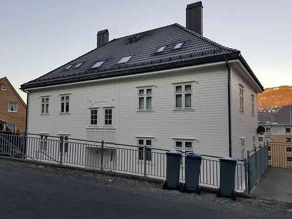 Rom i leilighet - sentralt - studentvennlig