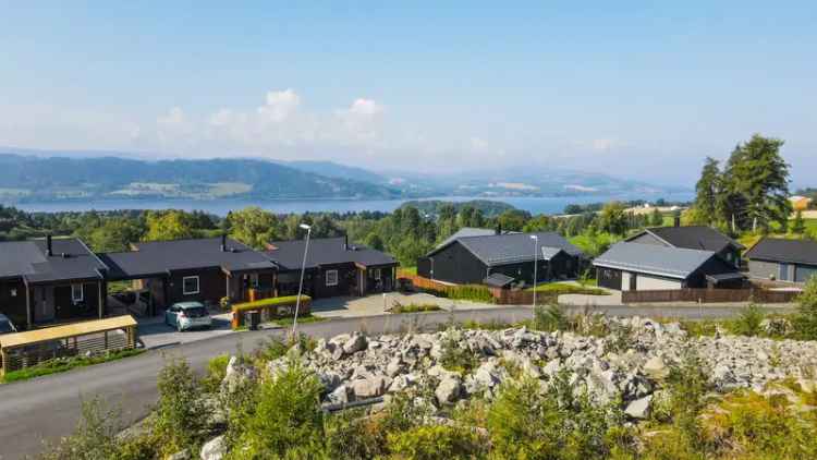 Tomt i Moelv med Mjøsutsikt - Nær Golfbane og Skiløyper