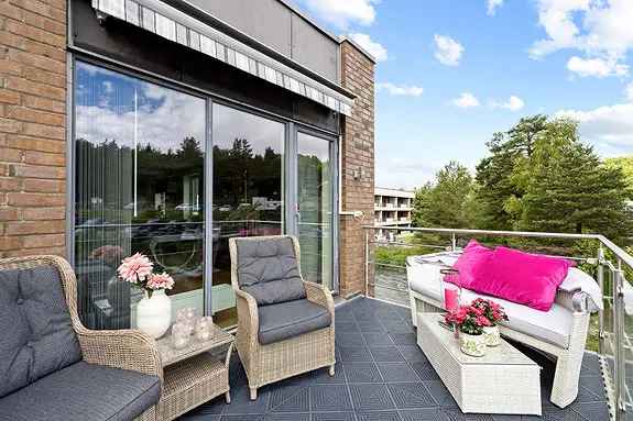 Toppleilighet Tranby - Stor Balkong Parkering Heis
