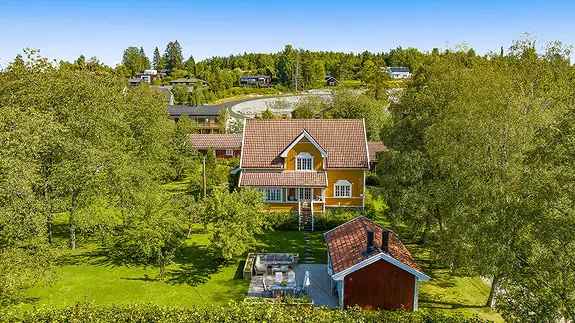Nydelig Villaeiendom med Småbruk Oslo