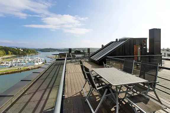 Lysaker Brygge leilighet - 4 roms luksus med sjøutsikt