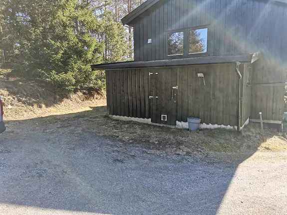 Landlig leilighet Halden 164 kvm nær Iddefjorden