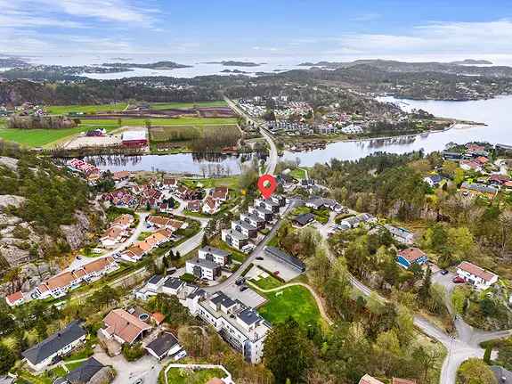 Søgne bolig nær sjøen 3 soverom 2 bad garasje