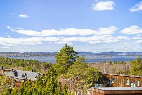 Familievennlig Enderekkehus Hallagerbakken Fjordutsikt Garasje