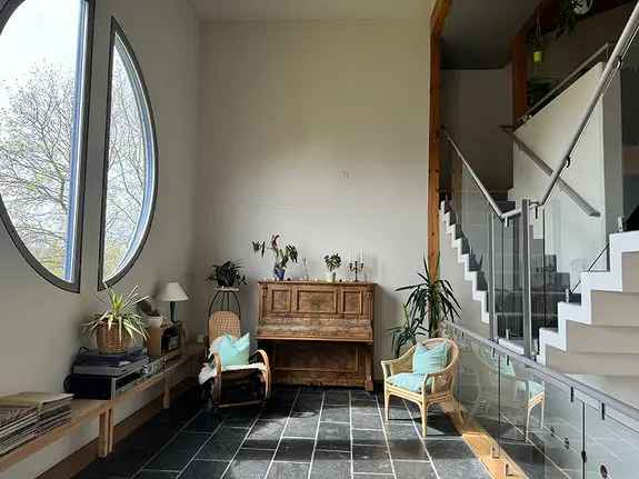 Arkitekttegnet Funksisvilla ved Lillehammer - Langtidsleie
