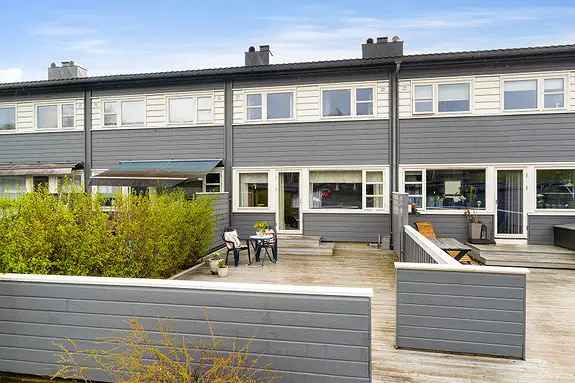 Rekkehus Flatåsen 4 soverom stor terrasse