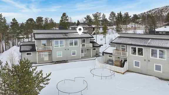 Tomannsbolig Sagabrinken 3 soverom 2 bad Garasje