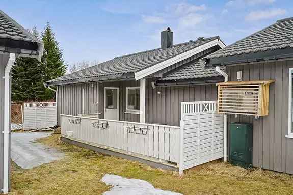 Enebolig i Rekke med Garasje Saltnes