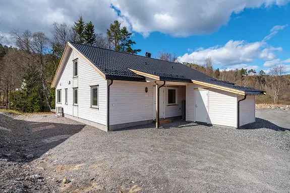 Ny tomannsbolig Tvedestrand - Sentral beliggenhet