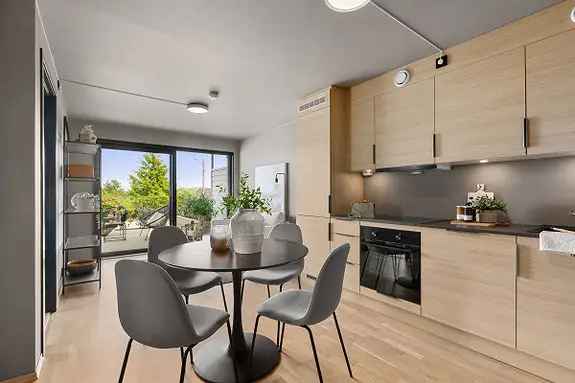 Pen leilighet 2023 - Stor terrasse - Åros