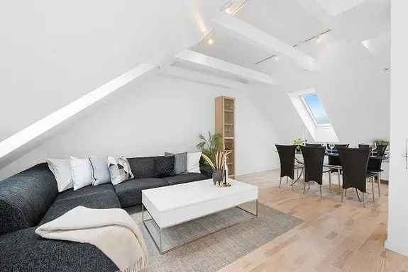 Pen og moderne leilighet - Nær BI