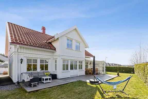Enebolig 4 soverom 2 bad Dobbelgarasje Vollene Spydeberg