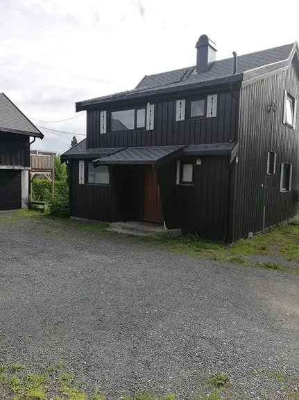3 Hybelrom til leie - Oppusset Bokollektiv