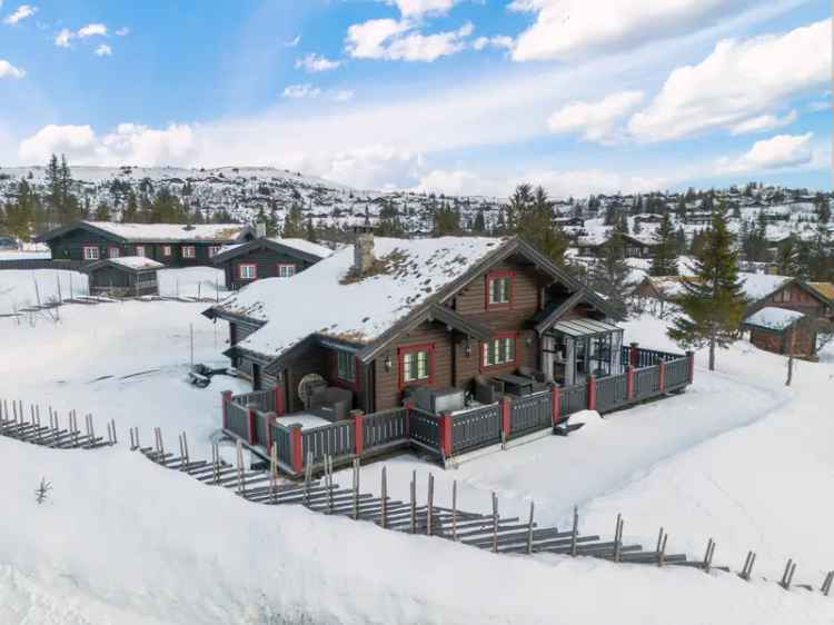 Hytte Gamlestølen - Velholdt med Utsikt og Turterreng