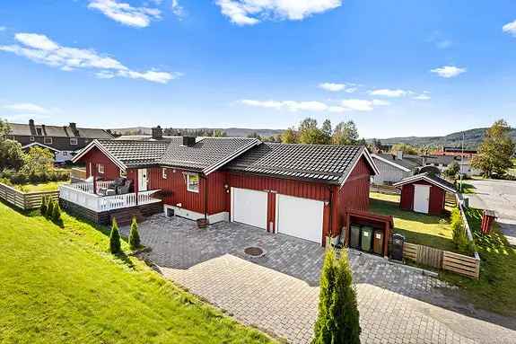 Familievennlig enebolig Hallingby - 4 soverom, dobbeltgarasje