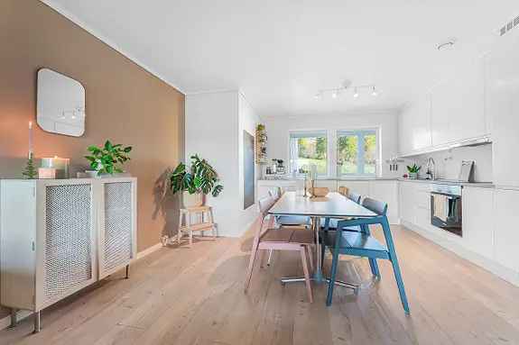 Lys Leilighet Prestegardsmarka 3 soverom Carport Heis