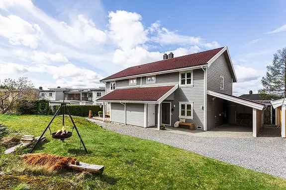 Halvpart tomannsbolig Jessheim - 4 soverom, carport