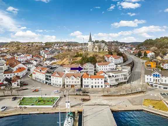 Hyggelig 3-roms leilighet i Grimstad sentrum