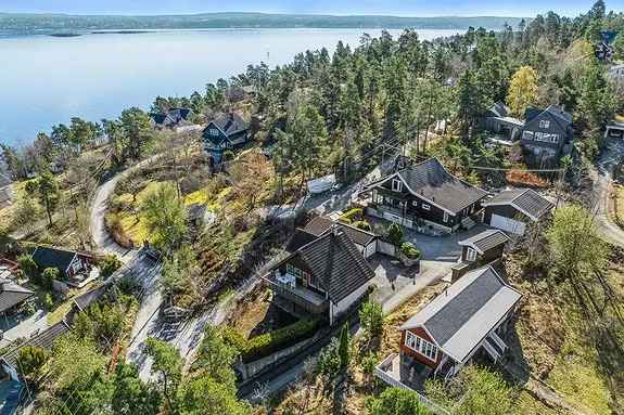 Enebolig med fjordutsikt Oksval