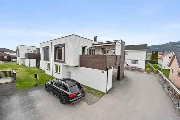 Moderne Halvpart tomannsbolig 2021 3 soverom Mjøndalen