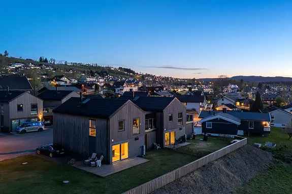Enebolig 2021 Takterrasse Hage 2 Bad 3 Soverom Elbil Lading