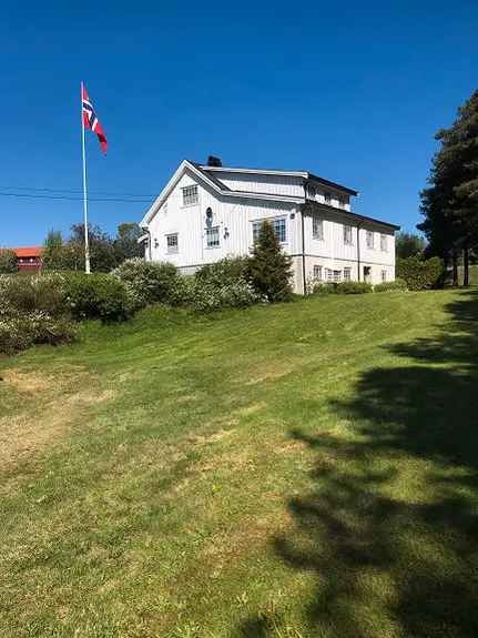 Enebolig Stor Tomt Dobbelgarasje 3 Soverom