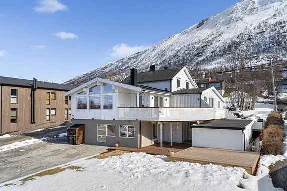 Stor Familiebolig Tomasjord Panoramautsikt