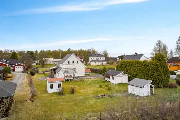 Enebolig Kirkenær - Sentralt og barnevennlig