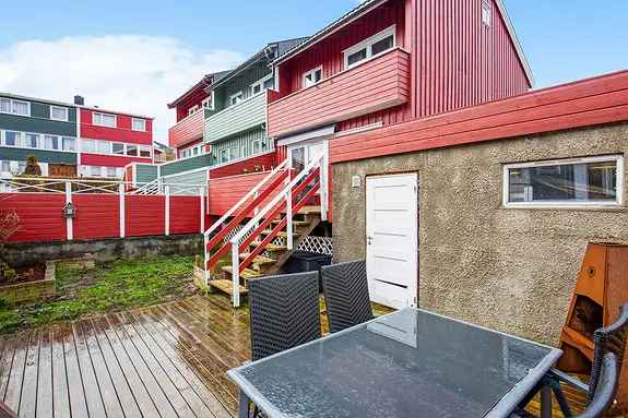 Sentrumsnært rekkehus i vestre bydel - Garasje