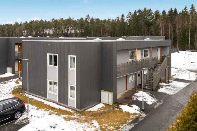 Pen 3-roms Endelighet med Balkong Carport og Bod