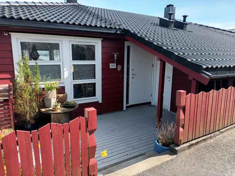 Rekkehus til leie Askøy 3 soverom garasje 117m²