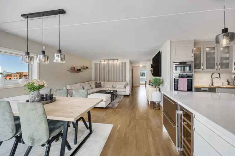Lekker Horneleilighet 2 Balkonger 2 Garasjeplasser Oslo