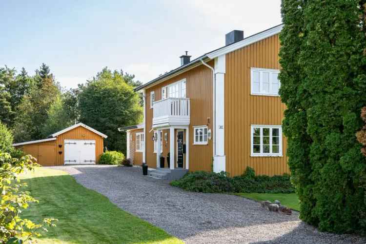 Herskapelig bolig Flisa 5 soverom vannbåren varme flott utsikt