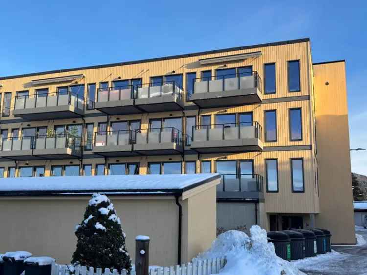 Moderne 2-roms Toppleilighet 2023 Brumunddal