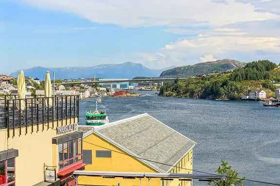 Leilighet Kristiansund 5 Soverom Havneutsikt