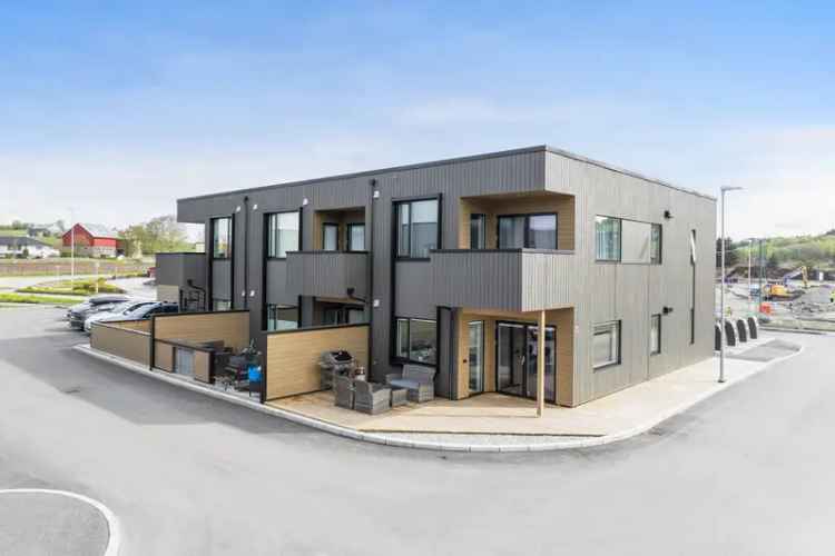 Ny leilighet 2 soverom solrik terrasse