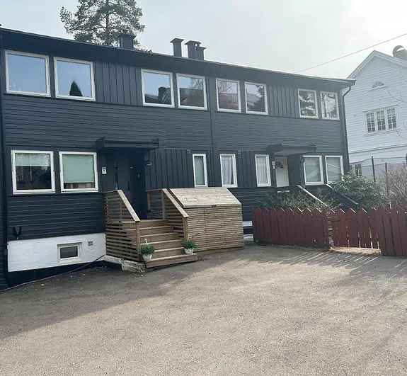 Barnevennlig bolig Vettakollen - Solrik hage, fjordutsikt