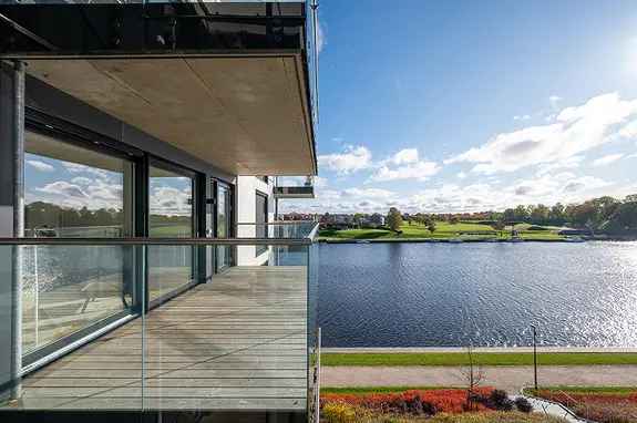Pen 3-roms leilighet Bellevue Brygge Sydvestvendt Balkong