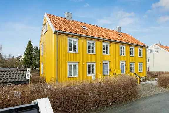 Sjelden Bolig 119m² 4 Plan Sørvendt Hage Vedovn Parkering