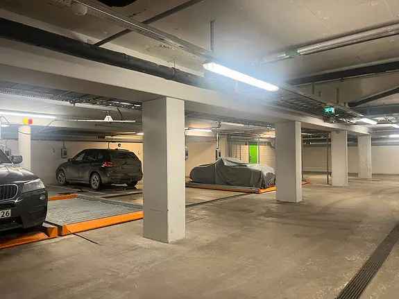 Sentral Garasjeplass med Elbil Lader Oslo
